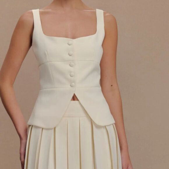 Meshki Sunny Suiting Peplum Top - Ivory
Size: small - Picture 2 of 2